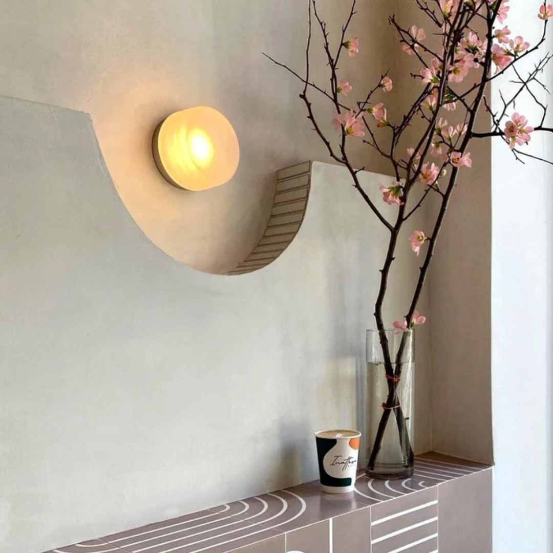 Luxe Gleam Wandlampe - Elegante Innenbeleuchtung für eine stilvolle Atmosphäre