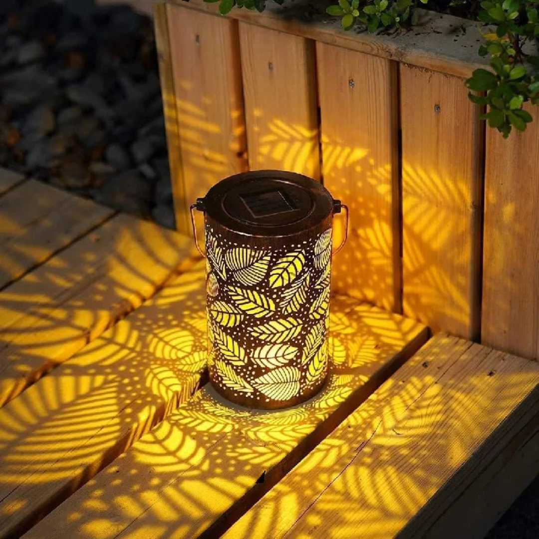 Senti - Energiesparende Solar-Außenwandleuchte mit eleganten Blättermotiven für eine stabile und stimmungsvolle Beleuchtung