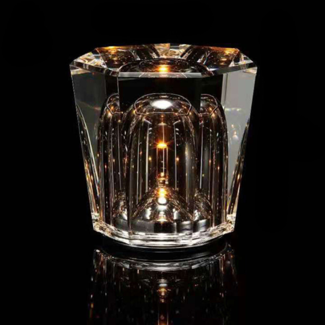 Lumex – Elegante kabellose Kristall-Tischlampe für eine beleuchtete Atmosphäre