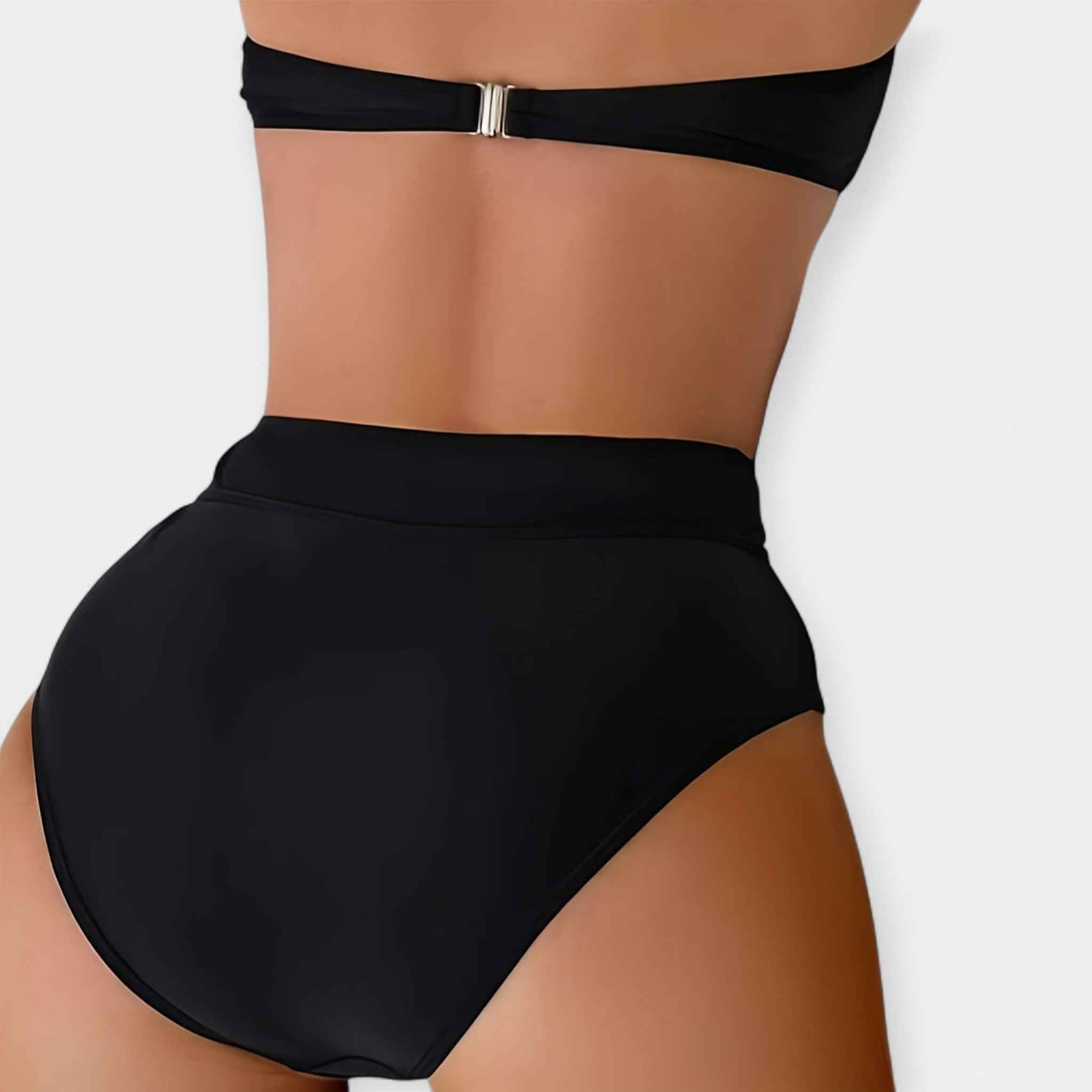 Moderner Monochrom-Bikini