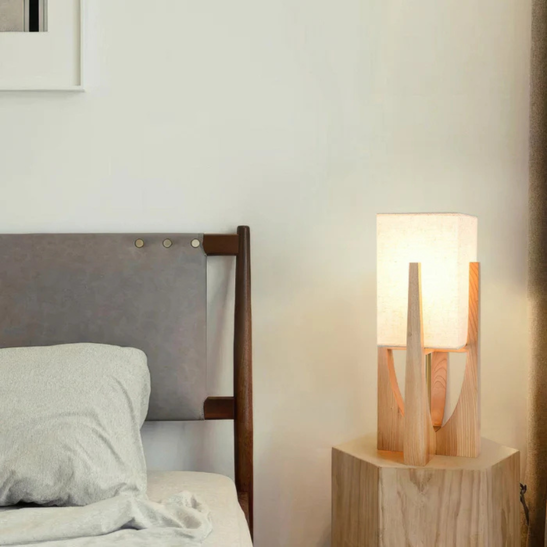 Luxora - Elegante Japanischer Stil Stehleuchte mit warmem Holzfinish