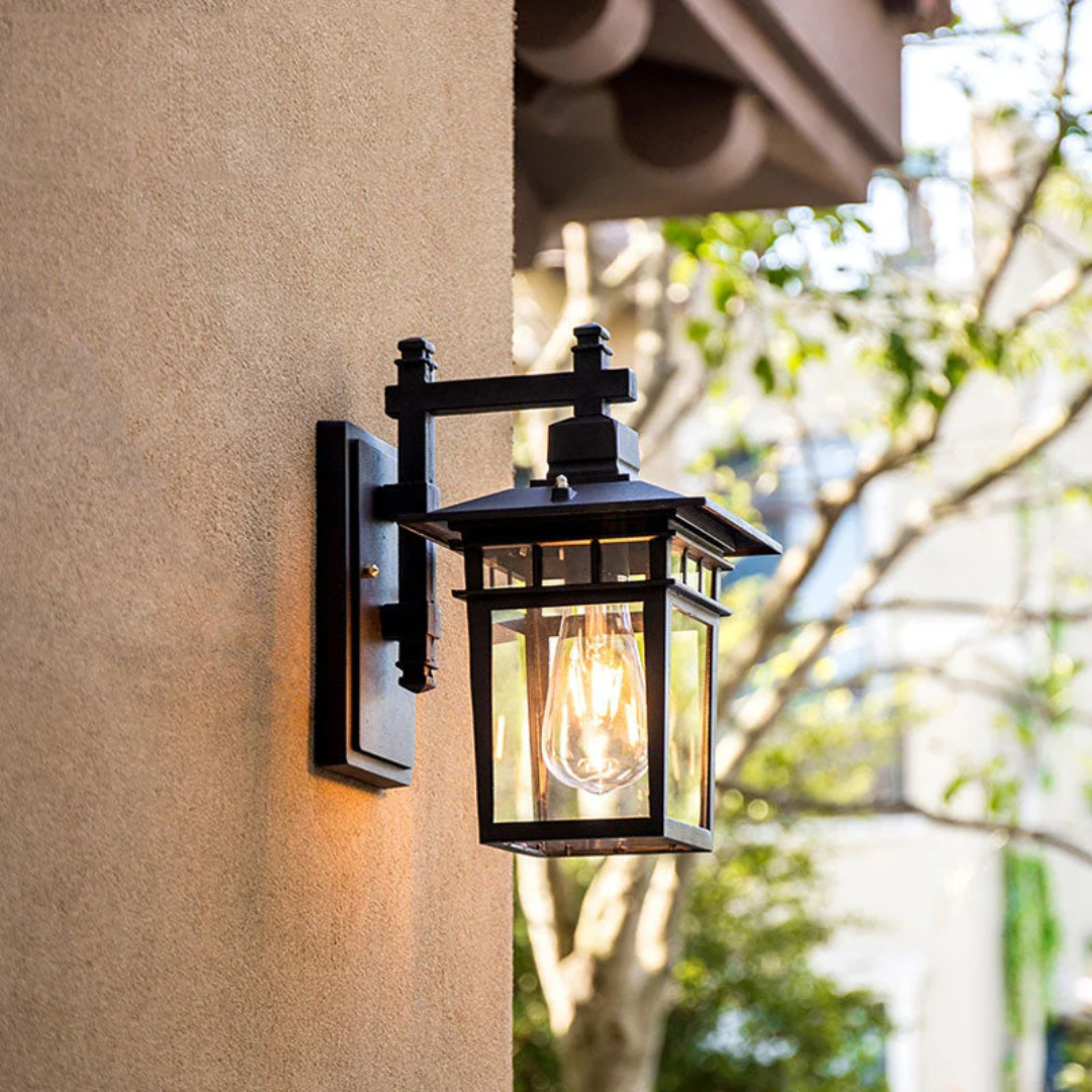 Fylo - stilvolle schwarze Außenwandlampe für eine moderne Outdoor-Atmosphäre