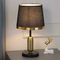 Elegante lampada da tavolo in tessuto nero moderno per un'illuminazione di stile