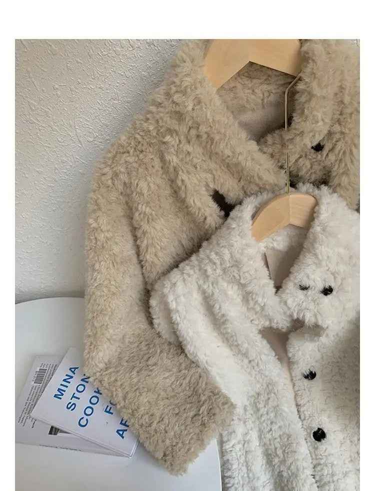 Julia | eleganter Damenkunstpelzmantel