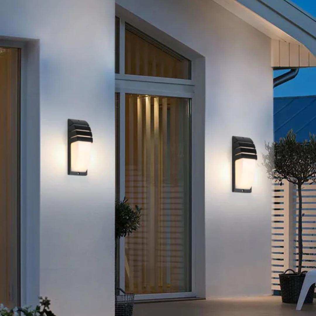 Zymor – Moderne Außenwandleuchte mit empfindlichem Bewegungsmelder für energieeffiziente Außenbeleuchtung