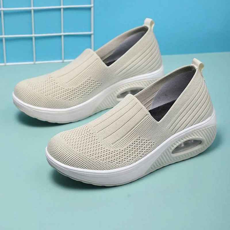Damen atmungsaktive Slip-On-Sneaker für ganztägigen Komfort