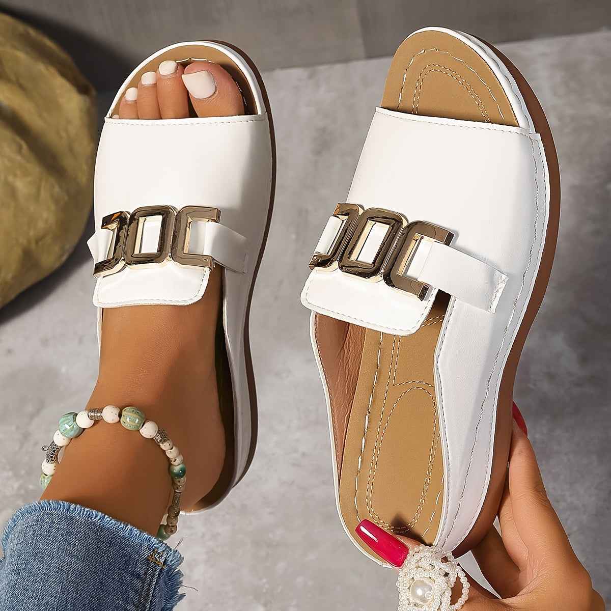 Bequeme Schnallensandalen