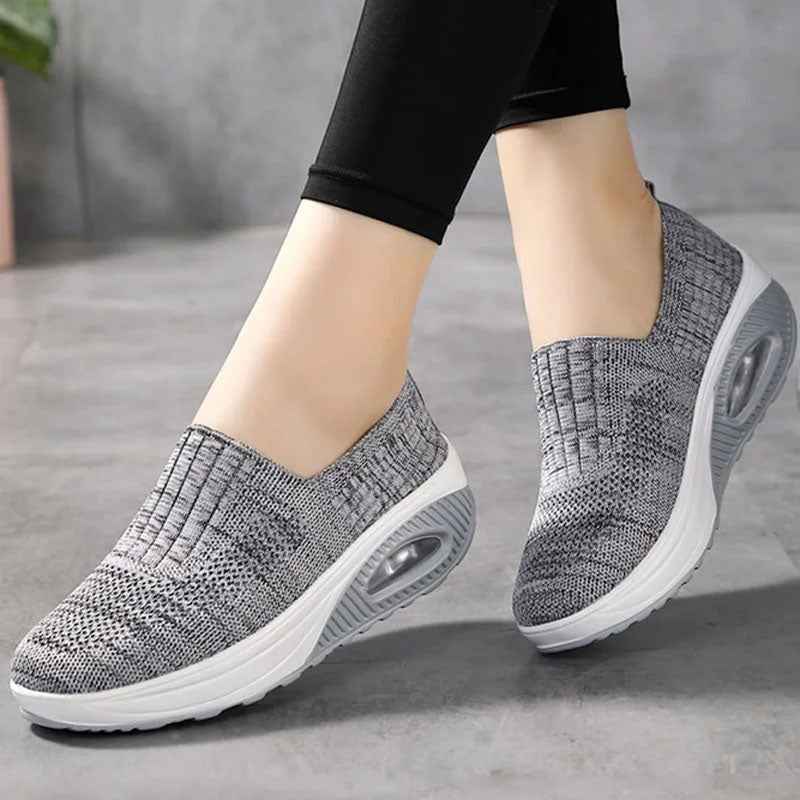 Damen atmungsaktive Slip-On-Sneaker für ganztägigen Komfort