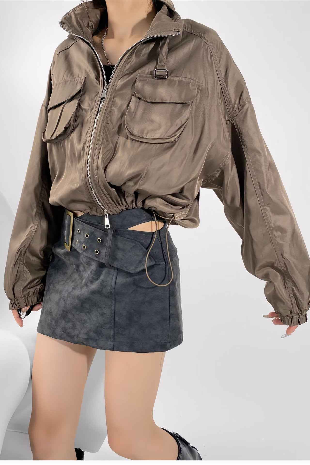 Cropped Cargo Mantel mit Stehkragen für einen modernen und eleganten Stil