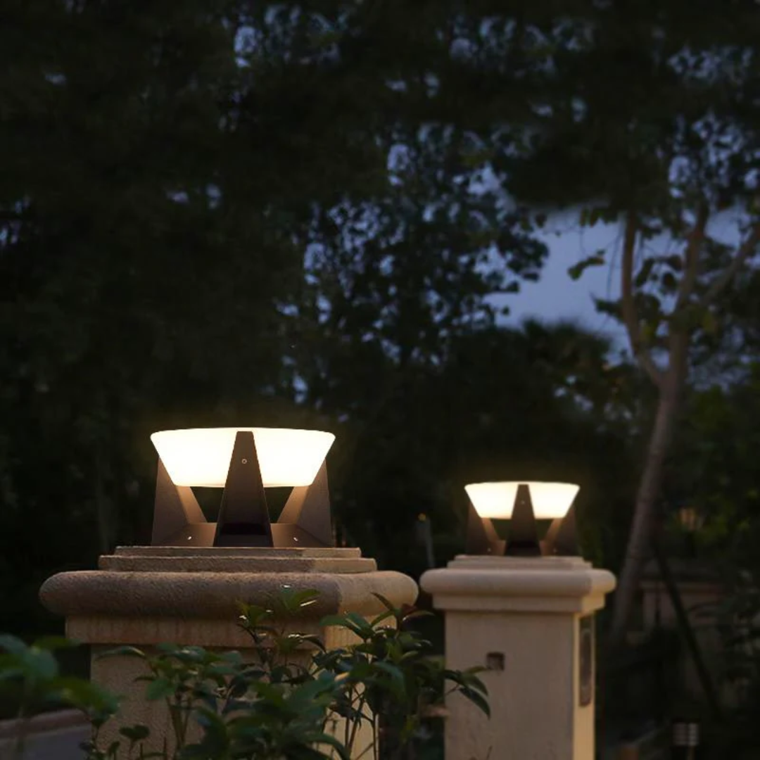Vita - Elegante Solar-Bodenlampe für stilvolle Gartenbeleuchtung