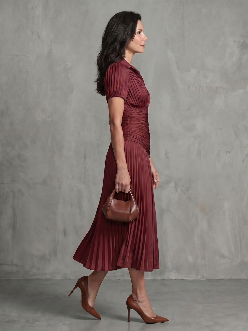 Theodora | Gestreiftes Midikleid mit plissierter Taille