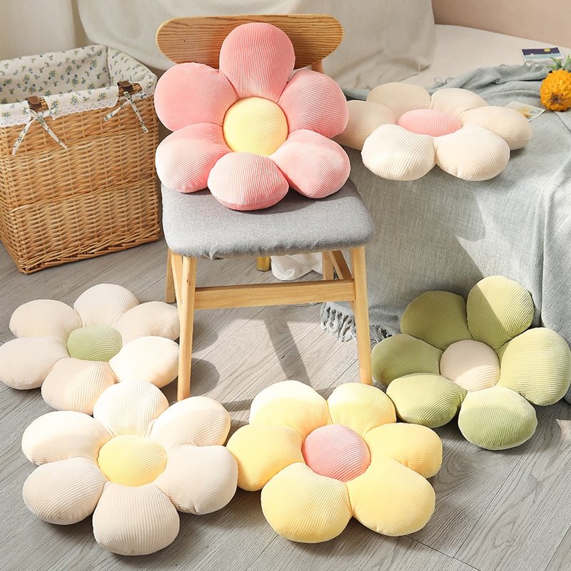 Aureara - Elegantes blumenförmiges Dekokissen für stilvolle Dekoration