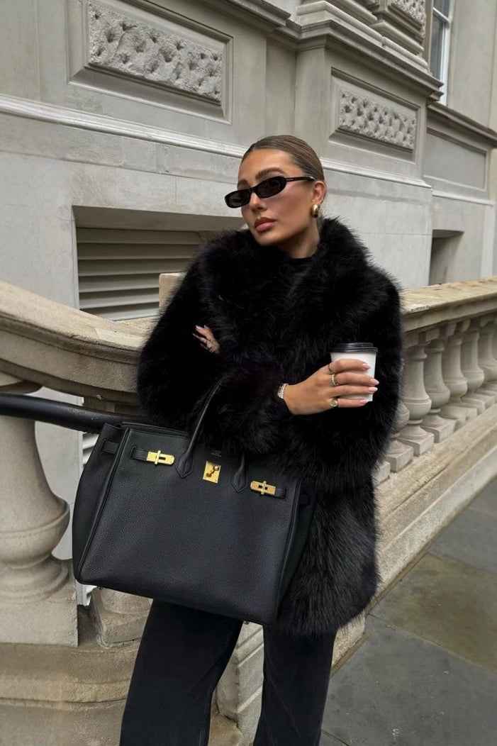 Festlicher umweltfreundlicher künstlicher Pelzmantel, robust und modisch