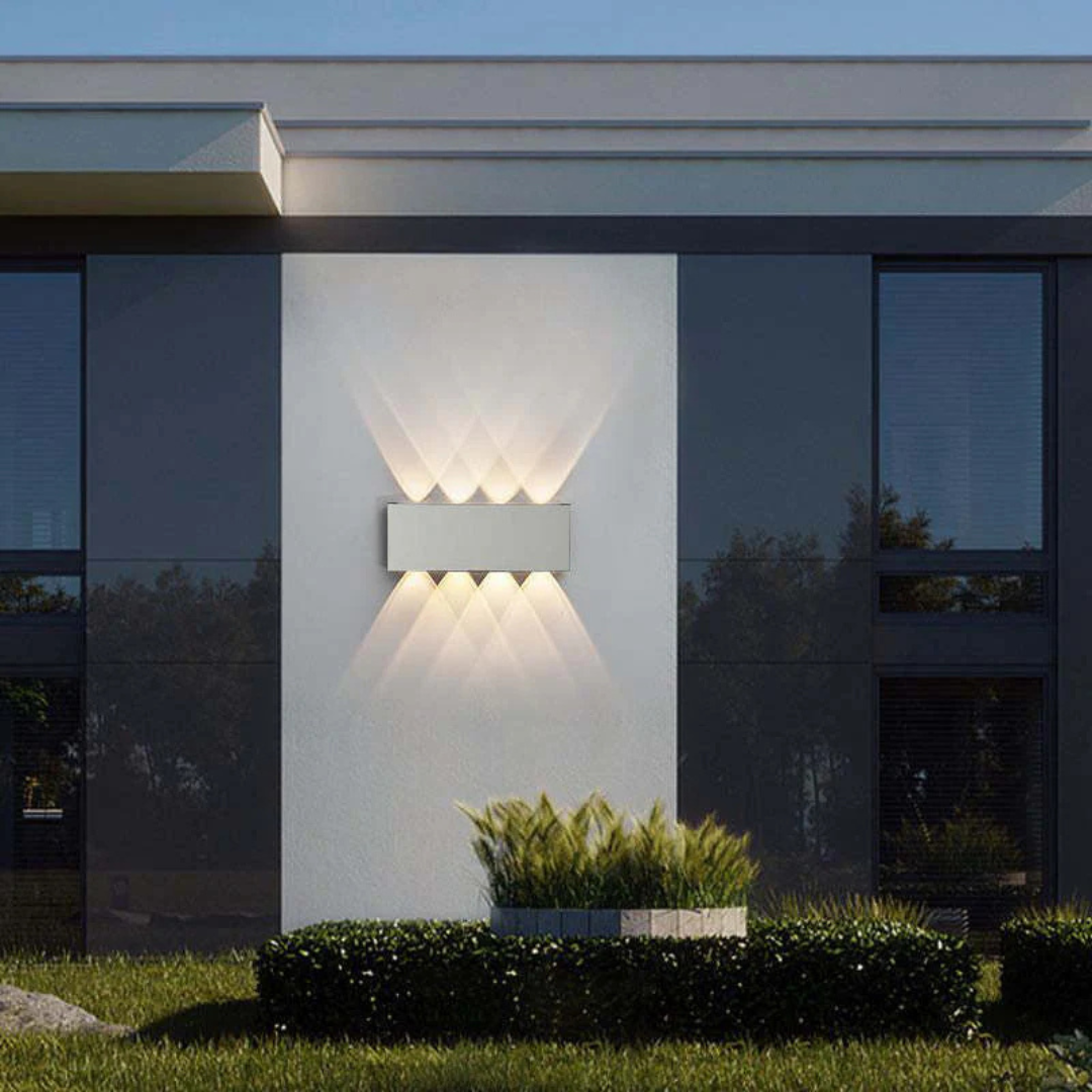 Stralix – Energieeffiziente LED-Wandleuchte für Innen und Außen im Modernen Design