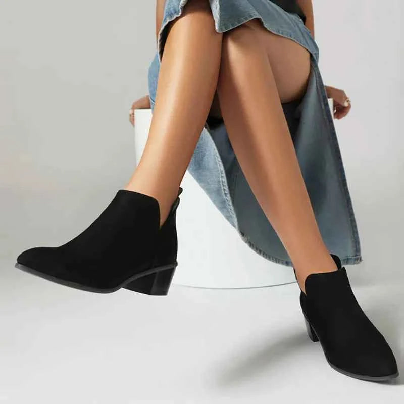 Elegante und Bequeme Bedruckte Schnürstiefel