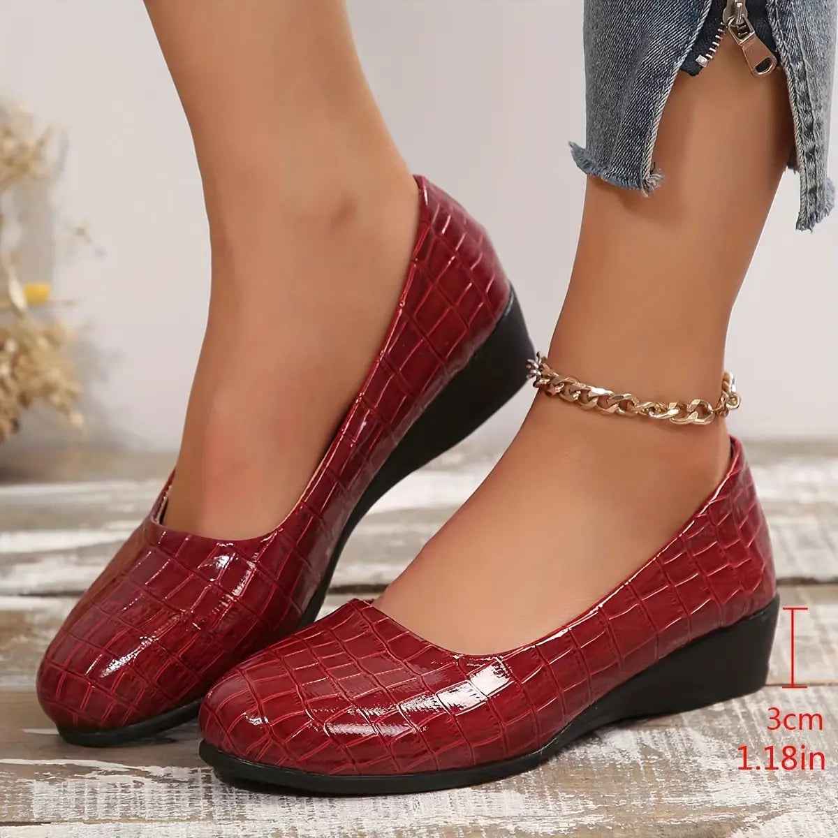 Orthopedic Leather Shoes for Women – Lightweight, Non-Slip & Breathable