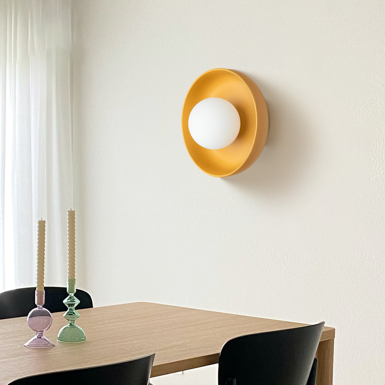 CeramiLux – Elegante runde Wandlampe aus glasierter Keramik für einen raffinierten Stil