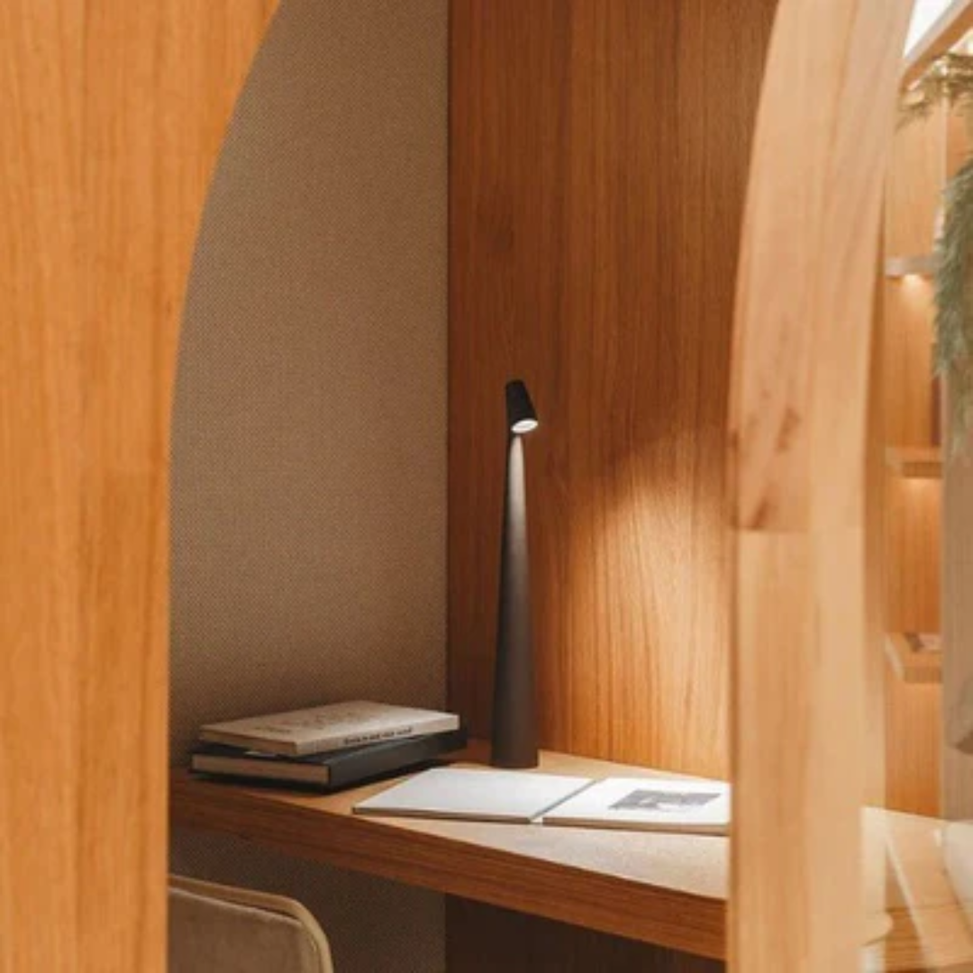 Nordic - Moderne kabellose skandinavische LED-Tischlampe für ein elegantes und stilvolles Erscheinungsbild