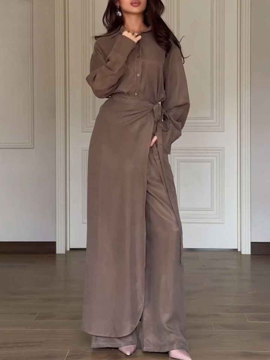 Elegantes Trend-Set-Set aus Hemd und Ärmloser Hose mit Rockkoordination