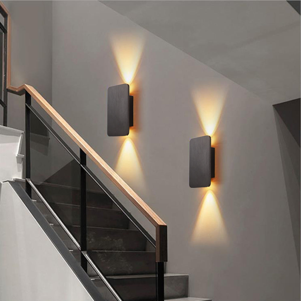 LED-Wandleuchte modern rechteckig Metall für wohnliches Licht