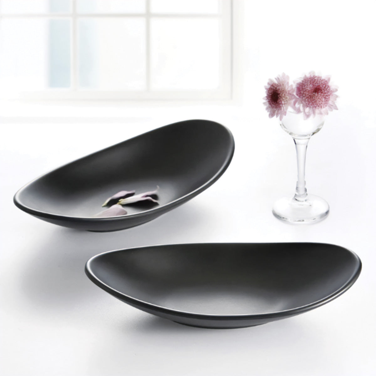 Ovale Noir Geschirr – Elegantes Modernes Geschirr für Anspruchsvolle Mahlzeiten