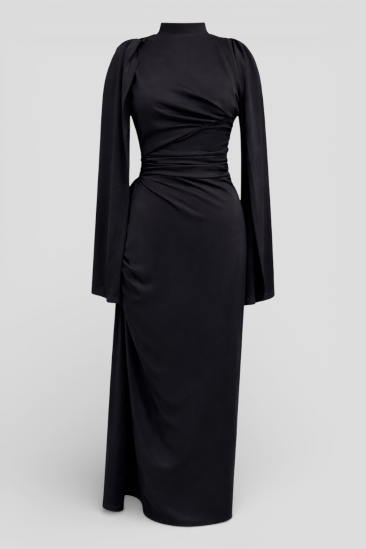 lange enganliegenes Kleid mit unregelmäßigen Falten für einen eleganten Stil