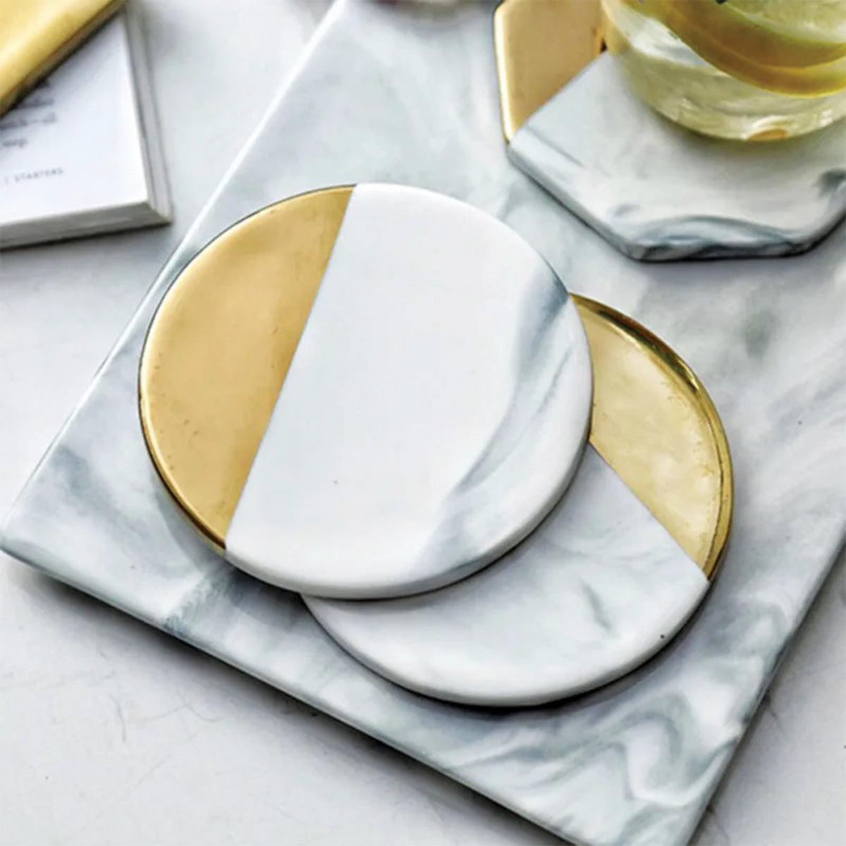 IvoraHome - Set aus Marmor-Untersetzern in Elfenbein, Bringen Sie eine elegante Raffinesse in Ihr Zuhause