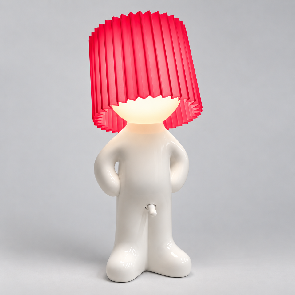 Tischlampe Figur - Dekoratives Design mit Plisseeschirm und LED