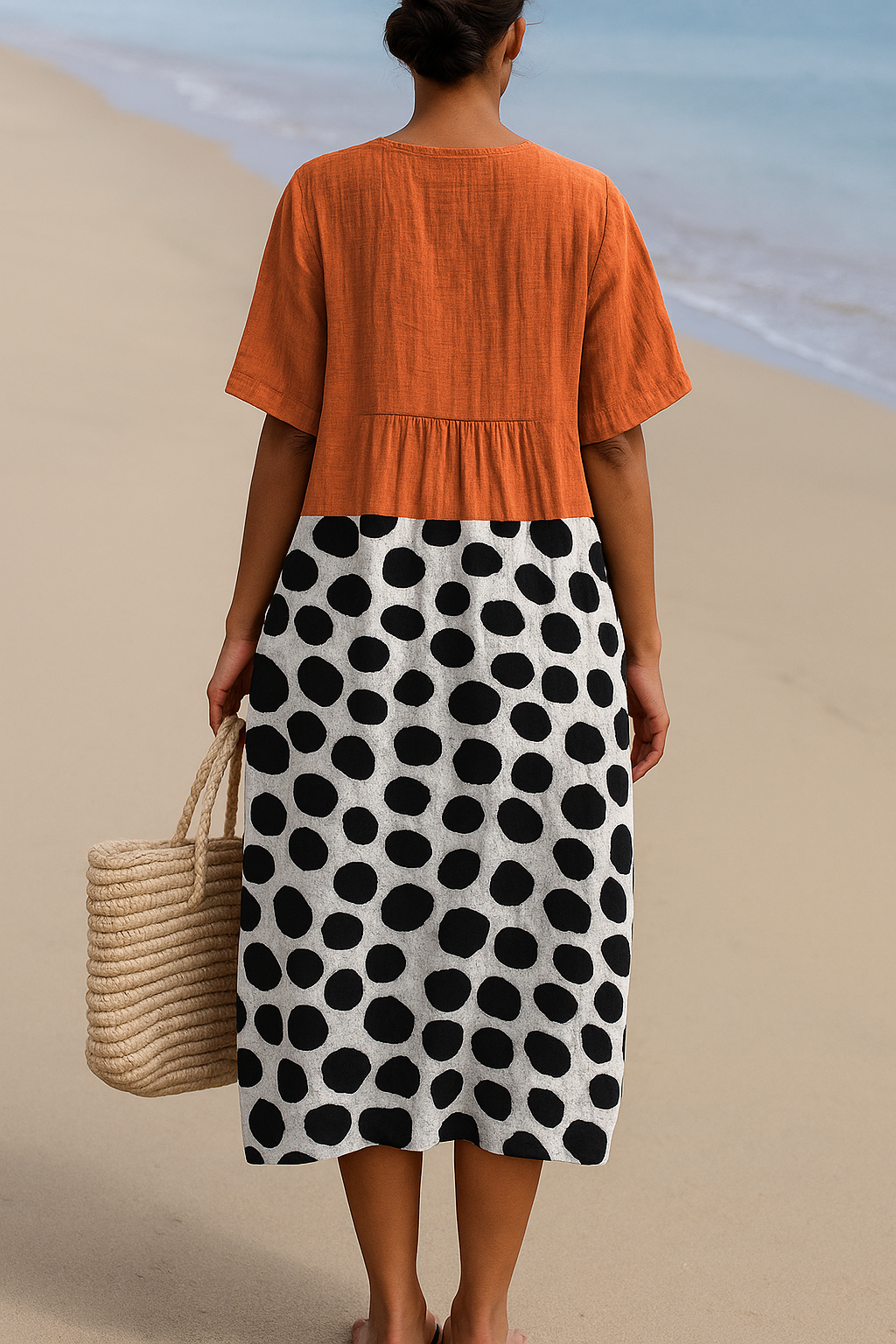 Maëlle | Orange gestreiftes Kleid mit bunten Punkten für einen verspielten und stilvollen Look