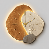 Holz-Wanduhr mit LED - Natürliches & Stilles Design