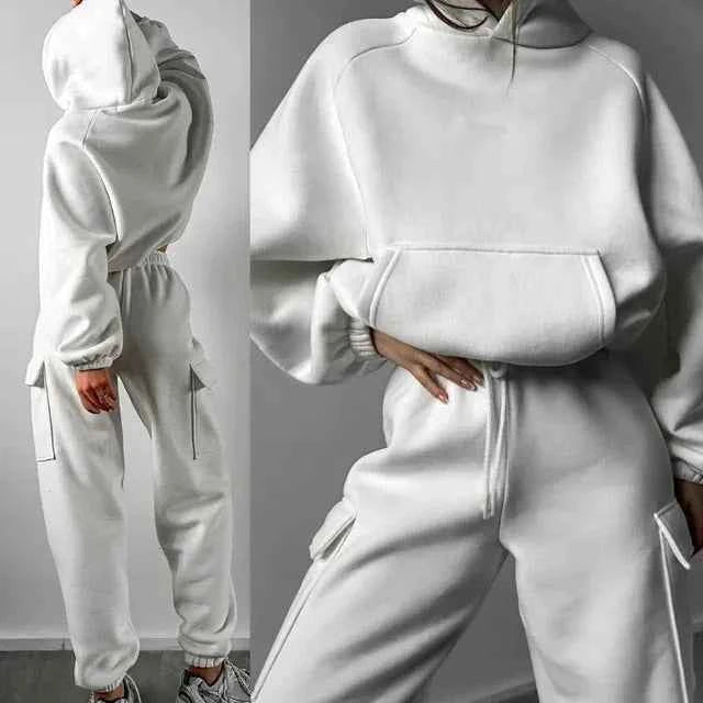 Jasmin Damen Bequemer Hoodie mit Cargo-Taschen & Passende Jogginghosen Set