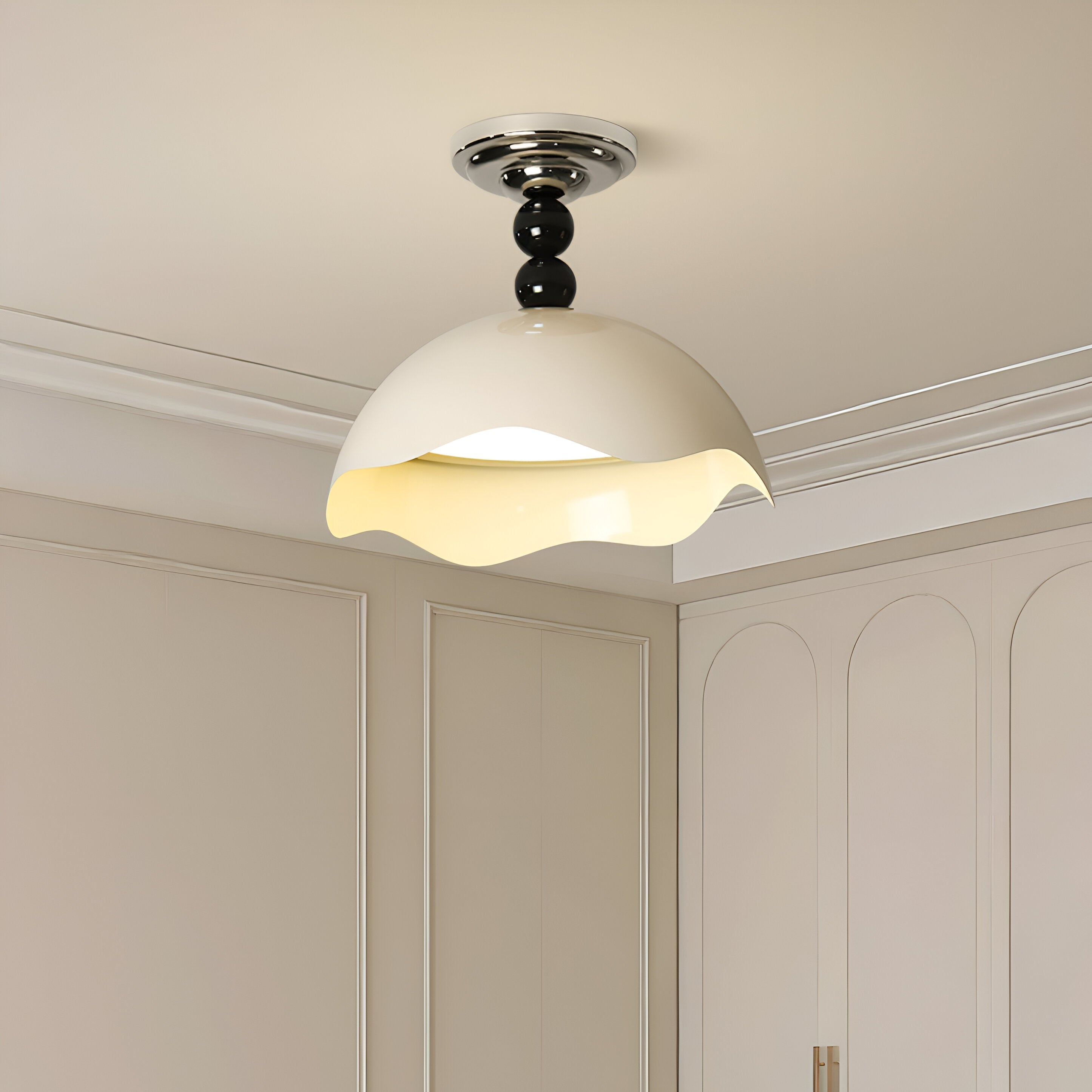 Rheana - Moderne Eierschale Creme Deckenleuchte für stilvolle Raumausstattung