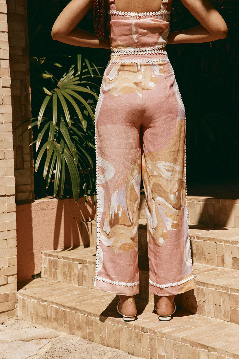 Damen Hochtaillierte Stoffhose mit Kunstmotiv