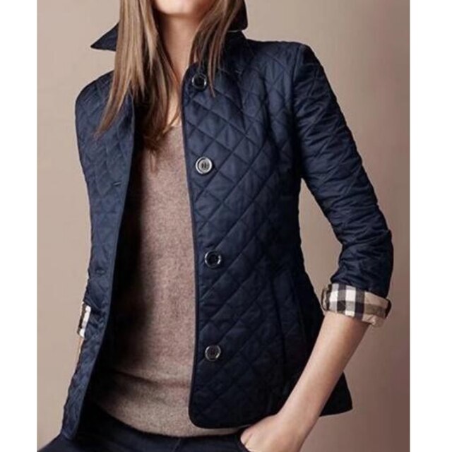 Luxuriöse Damenjacke aus Polyesterfaser für Eleganz
