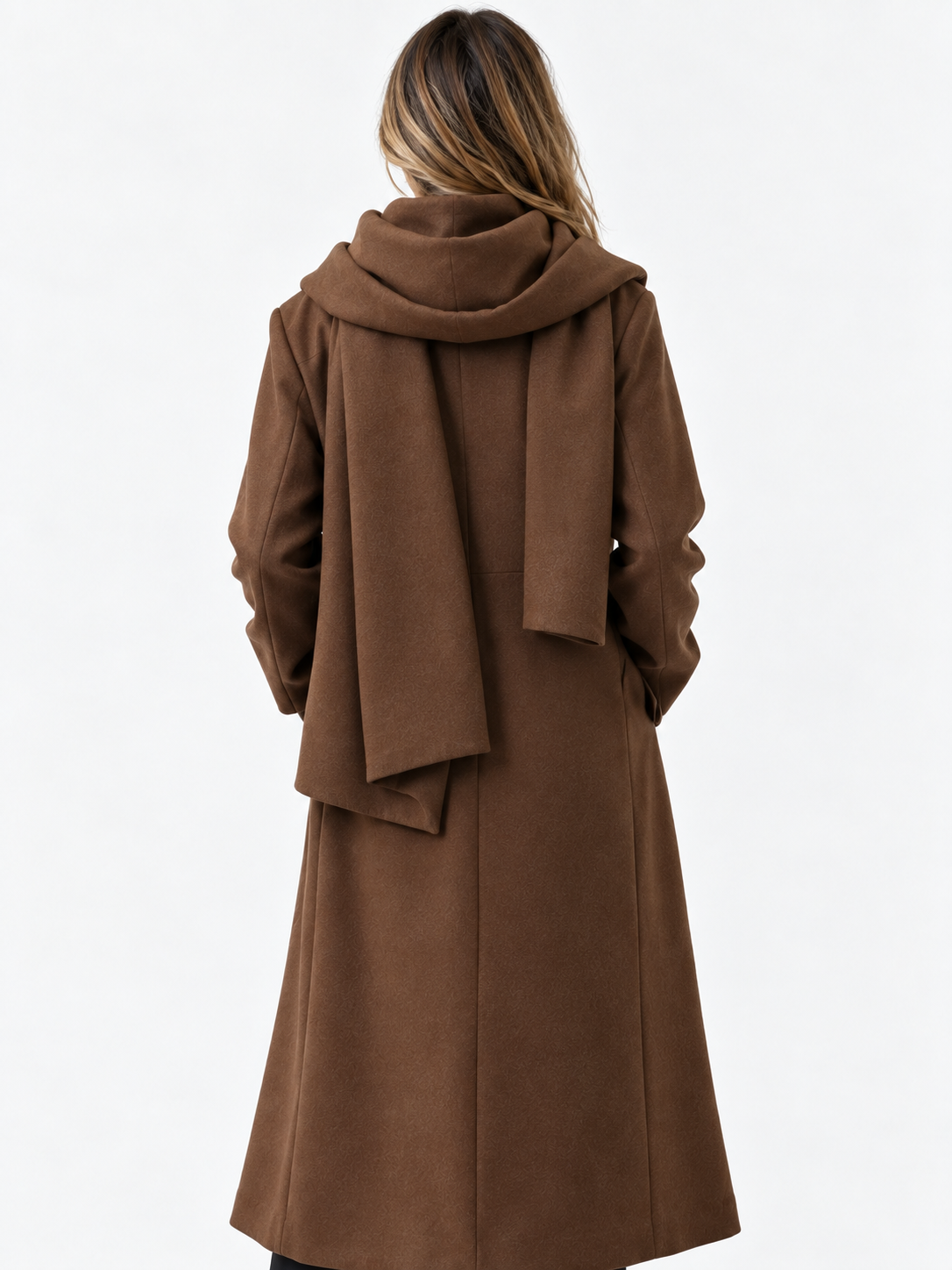 Women's coat with wool tie and bow at the neck