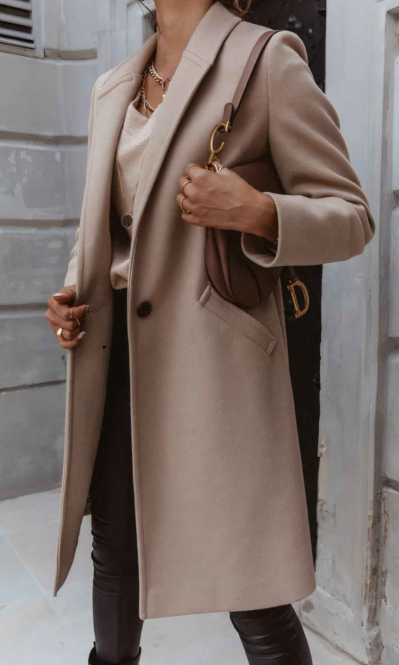 Astrid | Eleganter langer Mantel für Damen für einen eleganten Stil