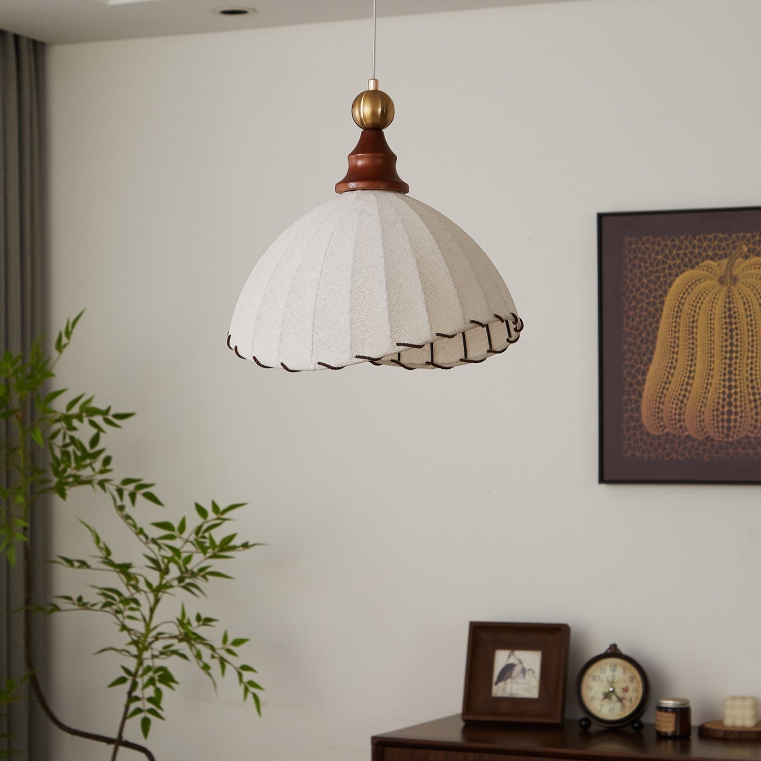 Velona – Schicke und elegante moderne Stoff-Hängeleuchte
