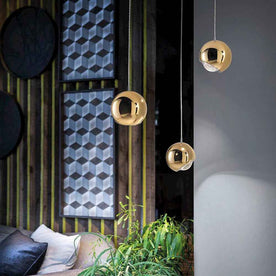 Elegante LED-Hängelampe im Mid-Century Stil