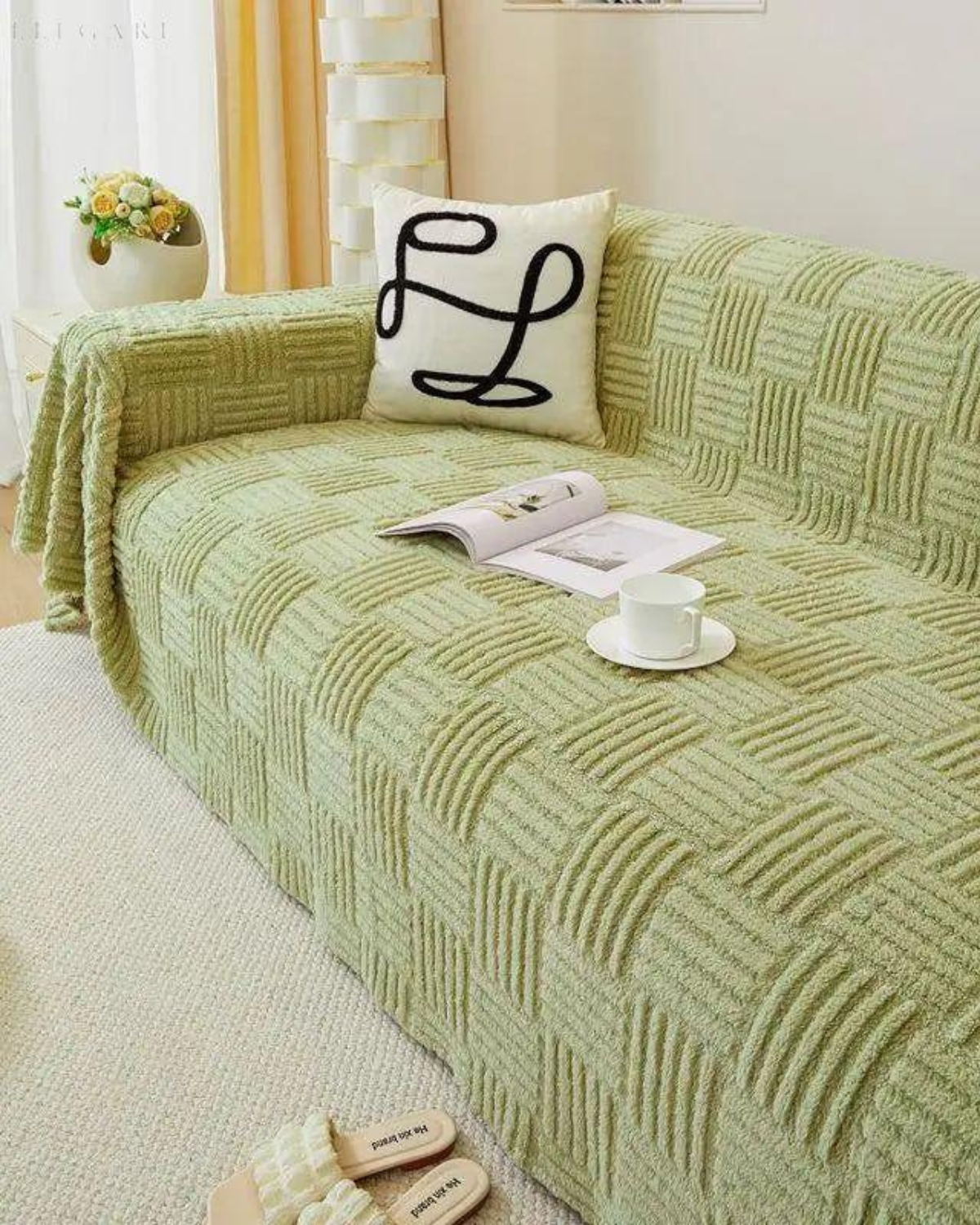 Eleganter Sofabezug mit Geometrischem Muster