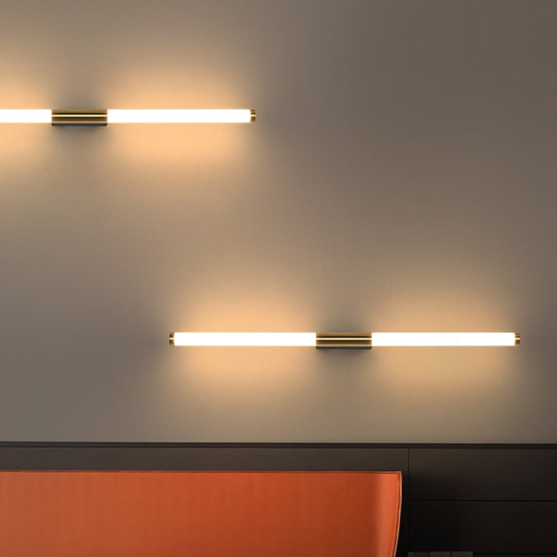 Veralyn - Elegante goldfarbene LED-Wandlampe in Stabform für das Schlafzimmer