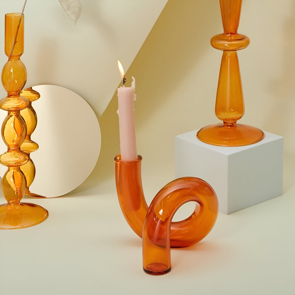 Lyona - Elegante Gläserne Vase mit praktischem Kerzenhalter für eine stilvolle Atmosphäre