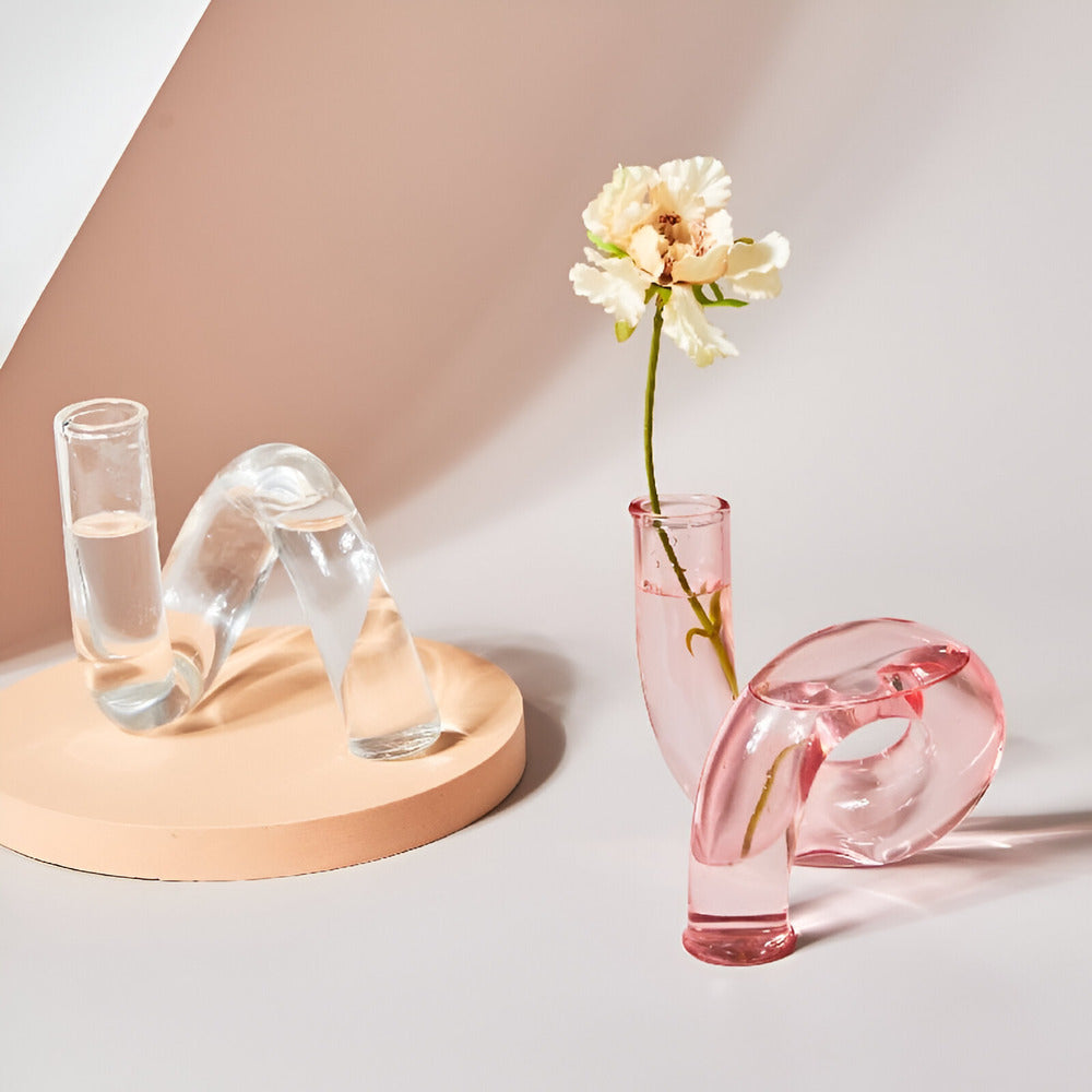 Lyona - Elegante Gläserne Vase mit praktischem Kerzenhalter für eine stilvolle Atmosphäre