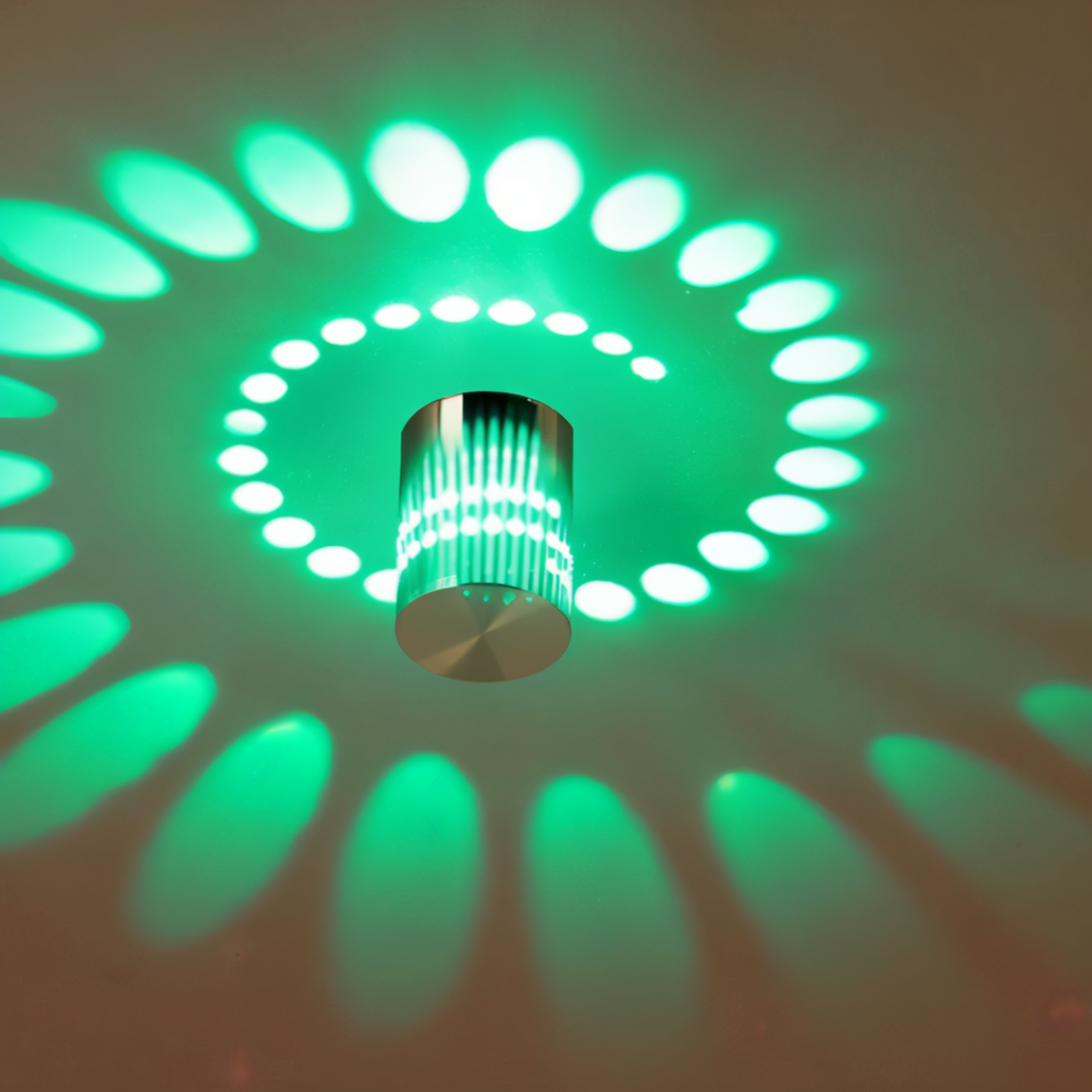 Lythera - Moderne zylindrische LED-Wandlampe mit dynamischer Farbspiralbeleuchtung
