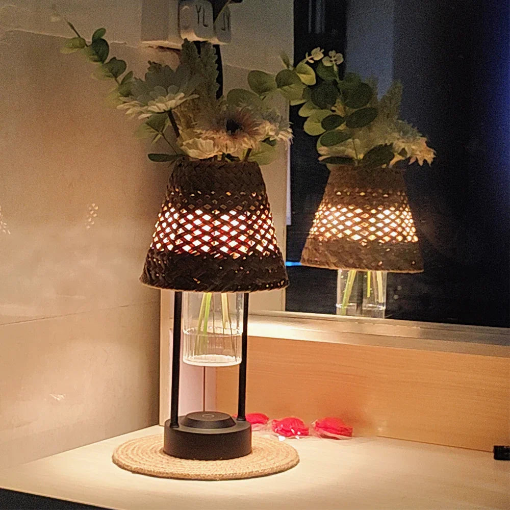 Elegante Touch-Lampe mit kabellosem LED-Licht und 3 Farbtemperatur-Modi