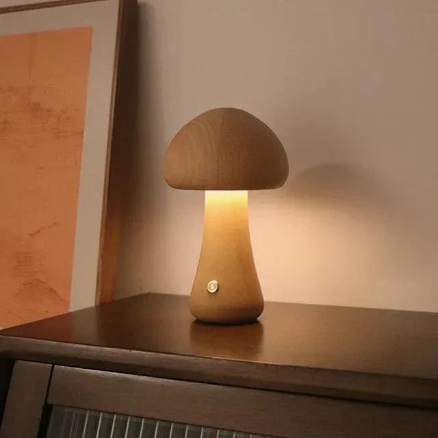 Kabellose Tischlampe Mushglow in Pilzform – Holz und Schaumstoff, Dimmfunktion, wiederaufladbar via USB