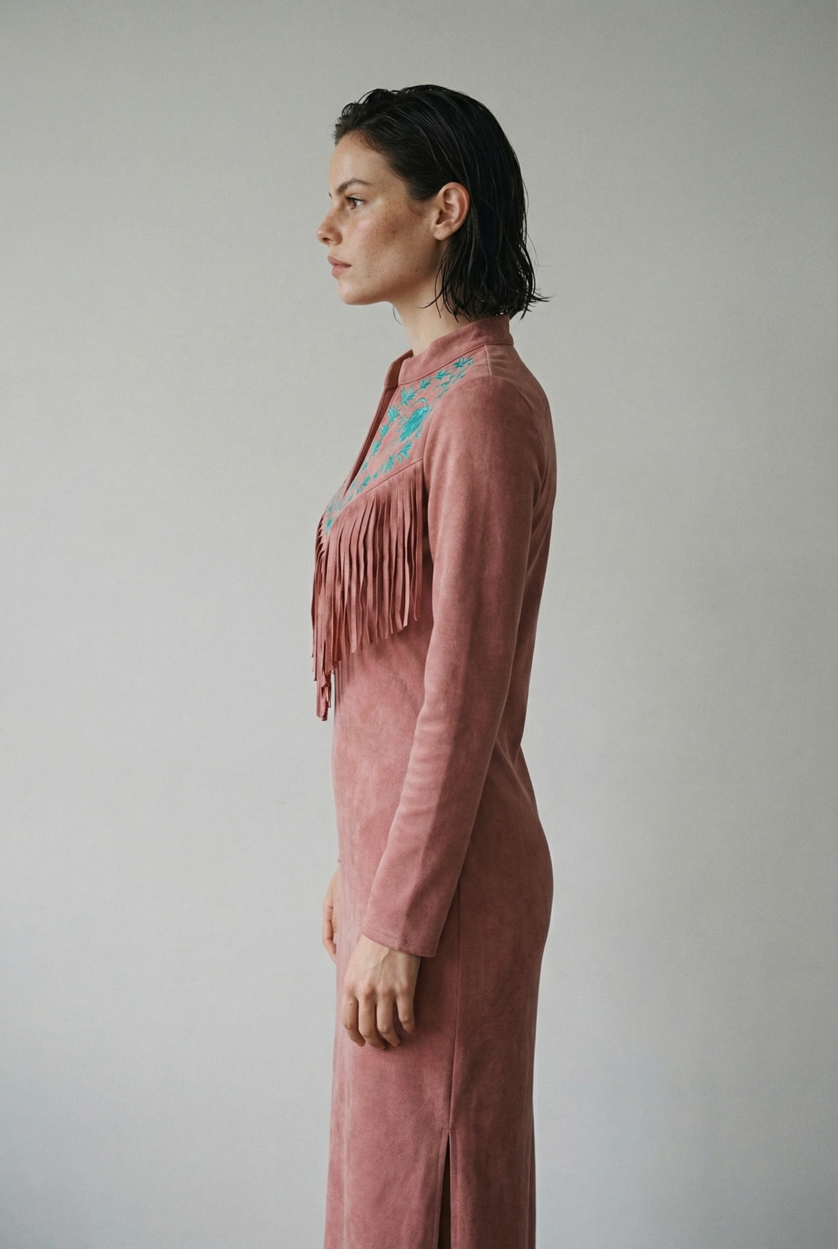 Vintage-Western-Maxikleid mit Fransen, Stickerei und Kunstleder in Rosa