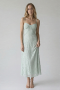 Abito lungo elegante da donna per cerimonia nuziale