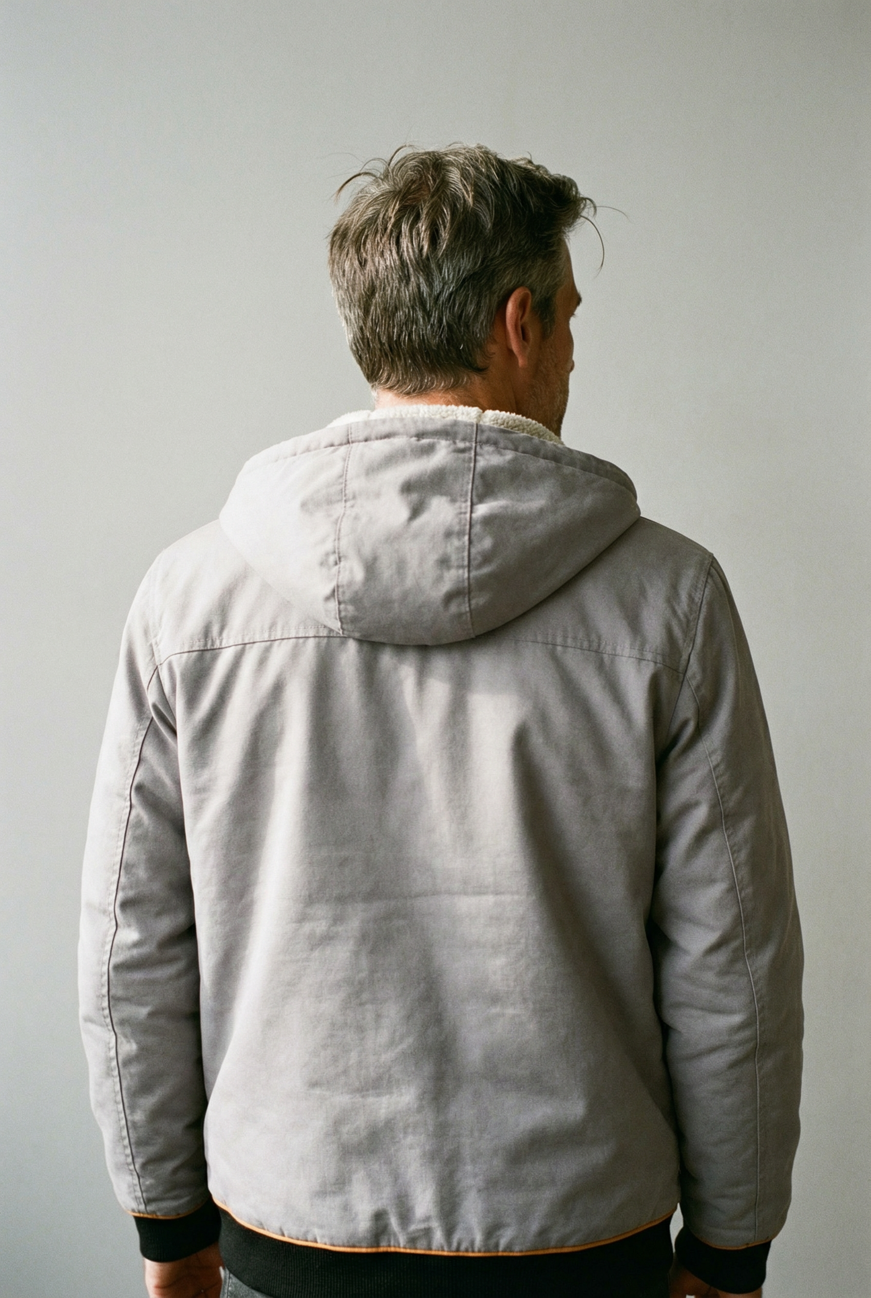 Ultraleichte Thermojacke mit weichem Sherpa-Futter