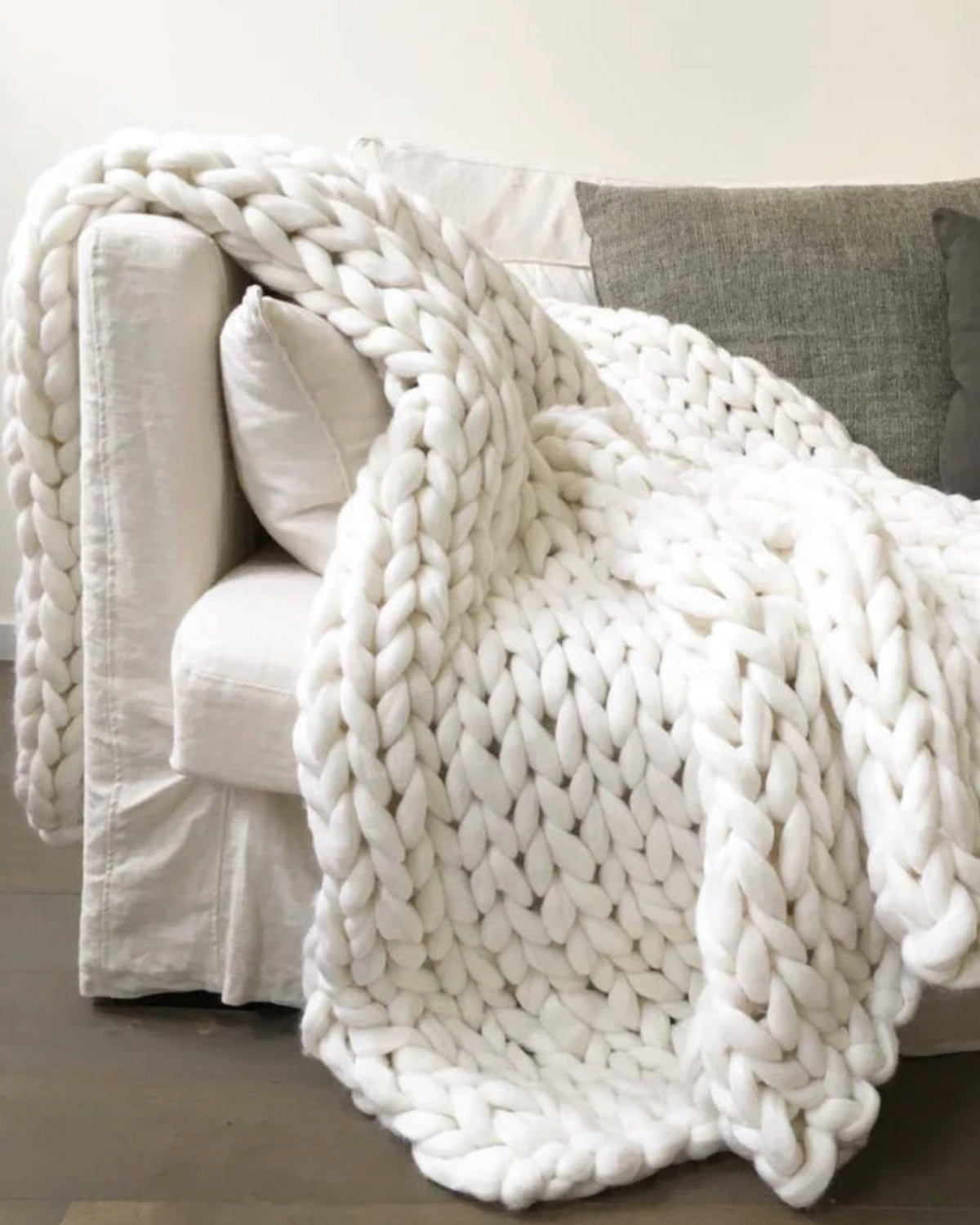 Kuscheldecke aus Handgewebter Wolle 130x170 cm