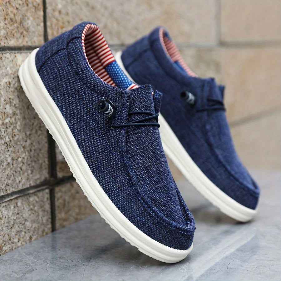 Herren Loafer: Leichte Canvas Slipper, elastischer Komfort